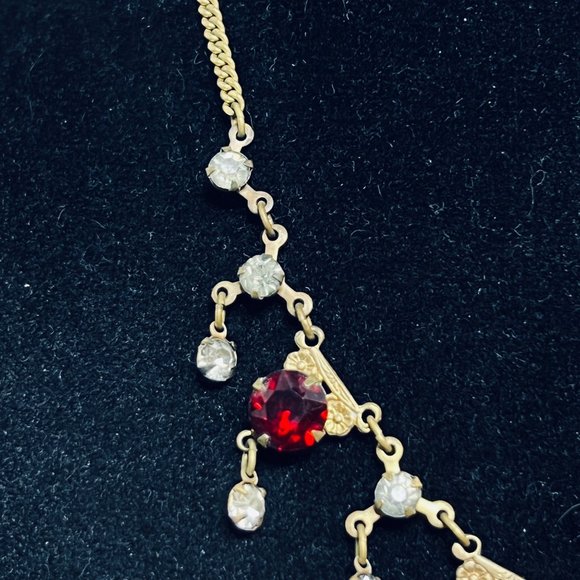 Gold Tone Curb Chain Necklace With Red And Clear Rhinestones - Picture 2 of 8